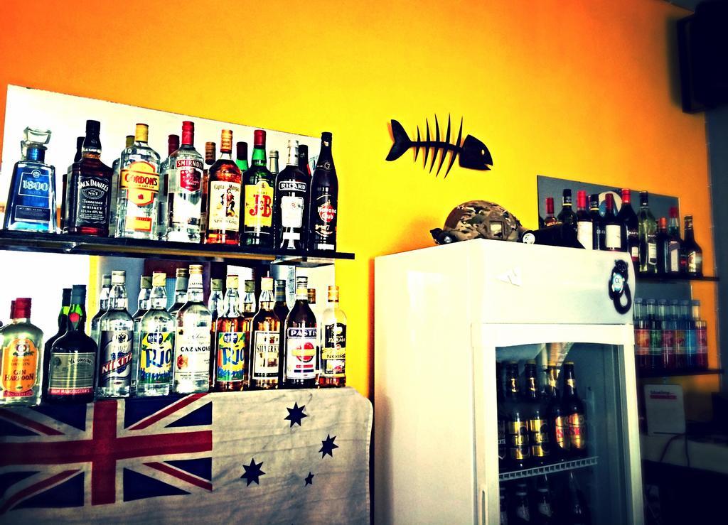 Hostel Madagascar Underground Antananarywa Zewnętrze zdjęcie